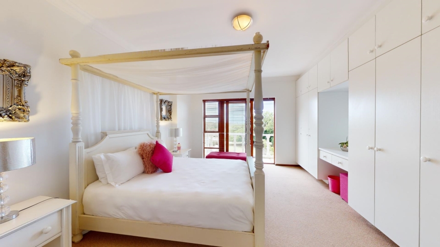 6 Bedroom Property for Sale in Walmer Heights Eastern Cape